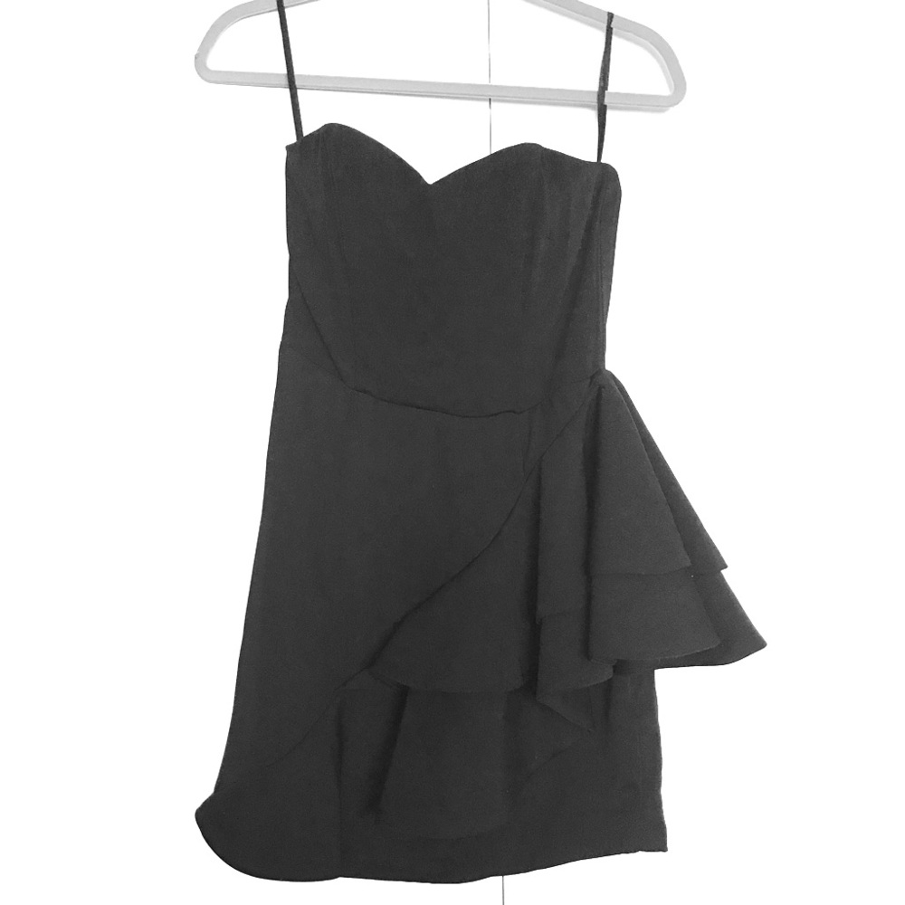 PRICE DROP! Sexy Strapless Dress